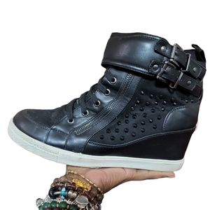 torrid sneaker wedges